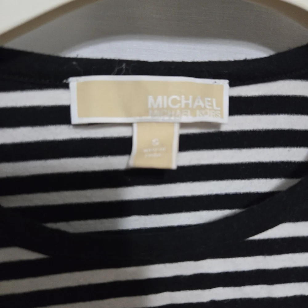 Michael Kors Black and White Fitted Short Sleeve Tee